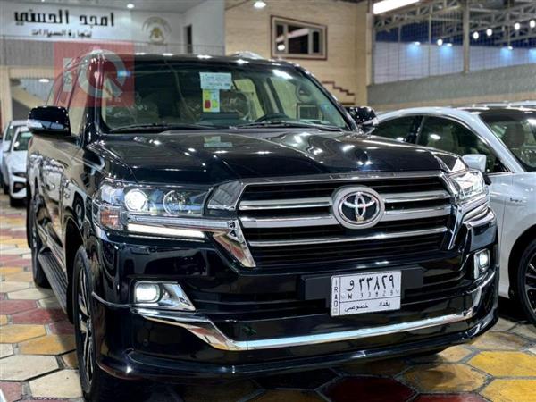 Toyota for sale in Iraq